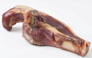 SERRANO Demi-os avec brochette · 1 unité - 200 g. Résistance à la fracture 212 kg
